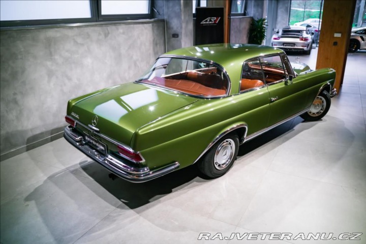 Mercedes-Benz 250 BR 250 SE/C COUPE, 1966, 1800