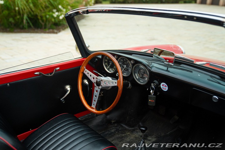 Ostatní značky Ostatní modely Cisitalia 850 SPIDER 1966