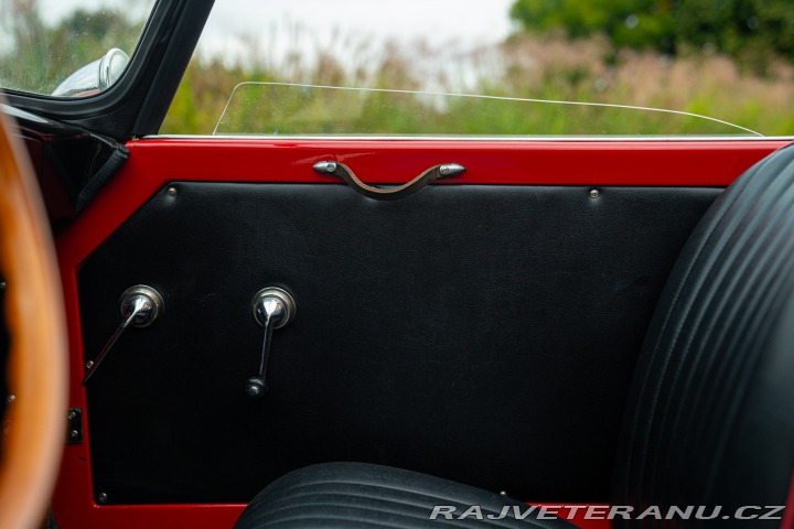 Ostatní značky Ostatní modely Cisitalia 850 SPIDER 1966
