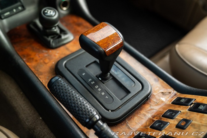 Land Rover Ostatní modely CLASSIC LWB SOFT DASH 1994