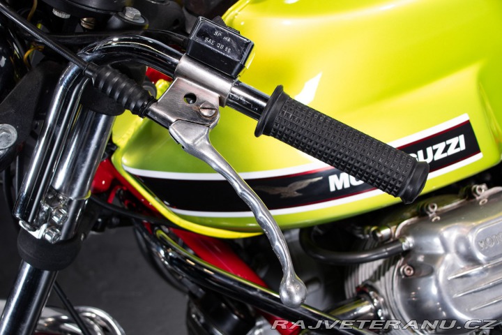 Moto Guzzi V7 SPORT 750 Telaio Rosso 1971