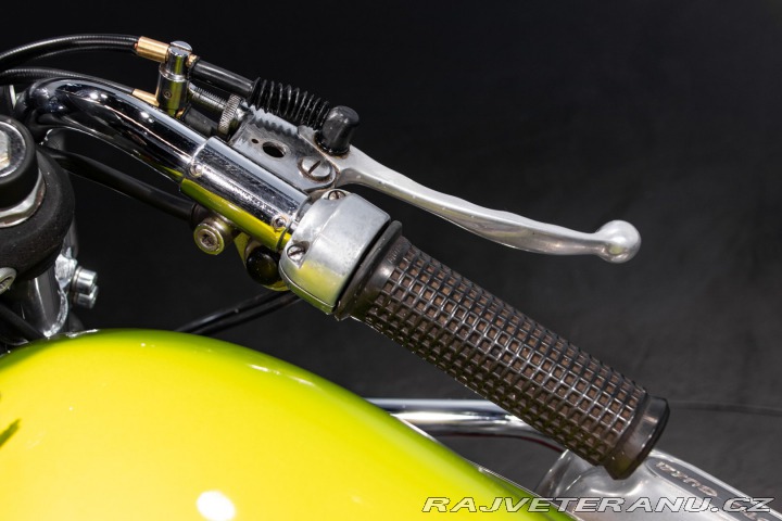 Moto Guzzi V7 SPORT 750 Telaio Rosso 1971