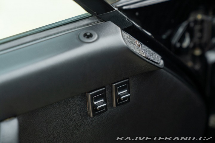 Porsche 911 CARRERA 3.2 G50 “SAFARI” 1986