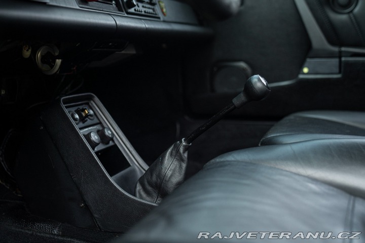 Porsche 911 CARRERA 3.2 G50 “SAFARI” 1986