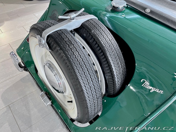 Morgan Plus 4  1955