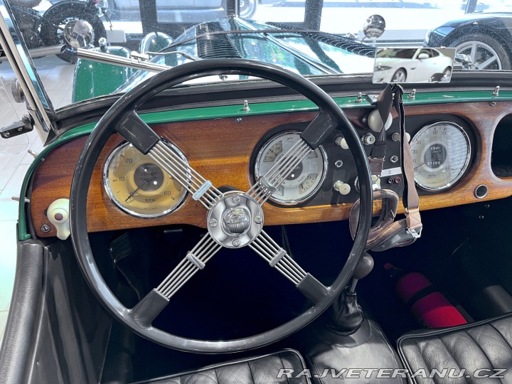Morgan Plus 4  1955
