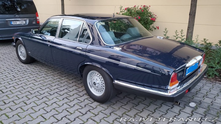 Daimler Double-Six Jaguar XJ V12 Daimler 1988