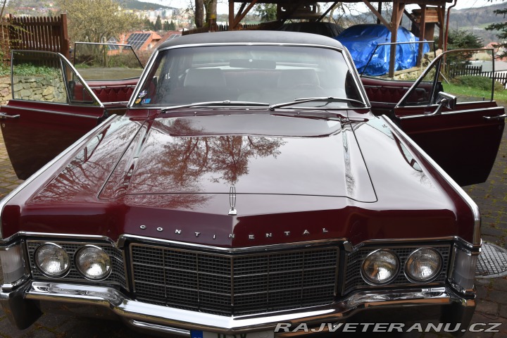 Lincoln Continental 4dr 1969