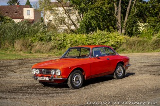 Alfa Romeo GT 2000 VELOCE (KAREL GOTT) 1972