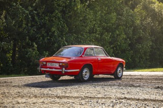 Alfa Romeo GT 2000 VELOCE (KAREL GOTT) 1972
