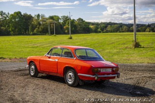 Alfa Romeo GT 2000 VELOCE (KAREL GOTT) 1972