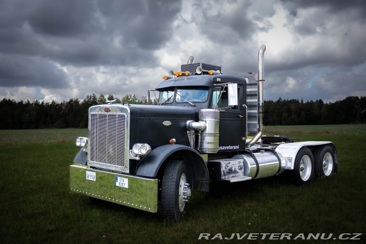 Ostatní značky Ostatní modely PETERBILT 359 A DAY CAB 1969