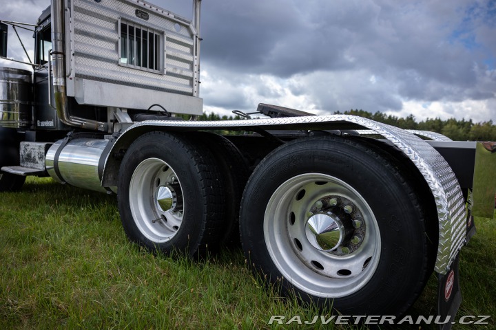 Ostatní značky Ostatní modely PETERBILT 359 A DAY CAB 1969