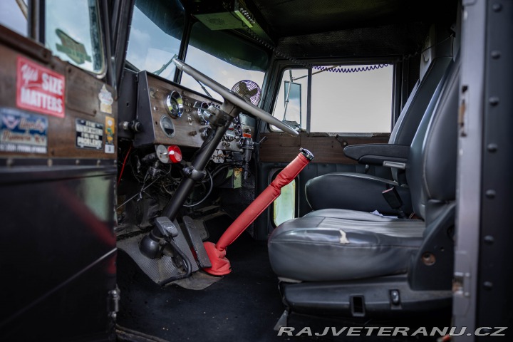 Ostatní značky Ostatní modely PETERBILT 359 A DAY CAB 1969