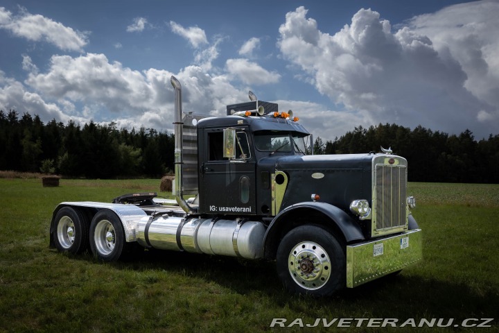 Ostatní značky Ostatní modely PETERBILT 359 A DAY CAB 1969