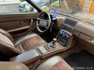 Porsche 924  1984