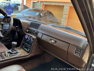 Porsche 924  1984
