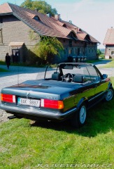 BMW 3 E30 320i 1988