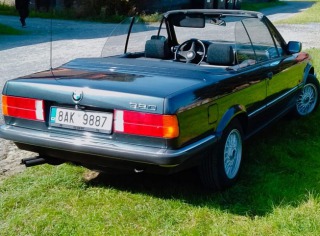 BMW 3 E30 320i 1988