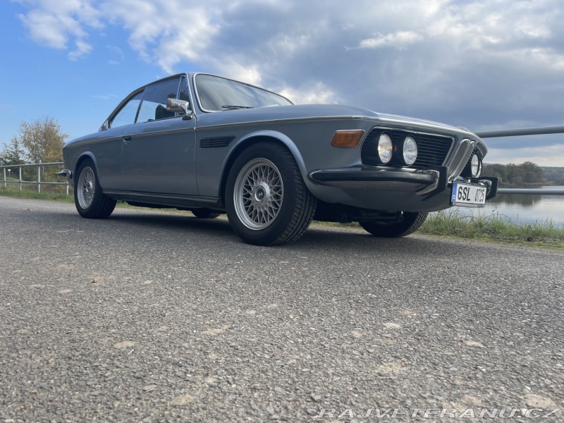 BMW 3.0 E9