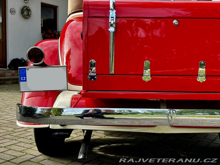 Ostatní značky Ostatní modely Auburn 8-101 1933