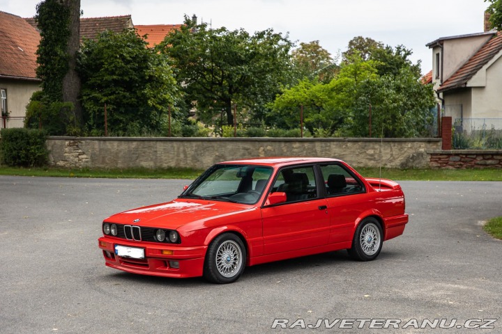 BMW 3 E30 318is M-technic 2 1990