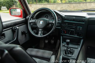 BMW 3 E30 318is M-technic 2 1990