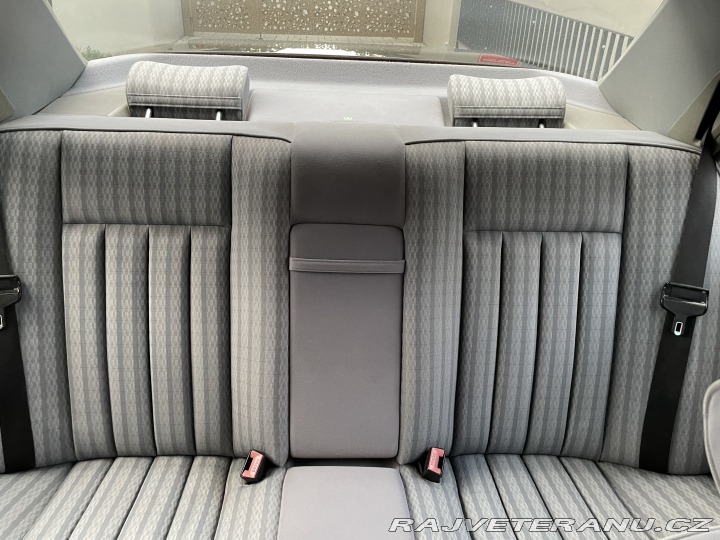 Mercedes-Benz 300 124 1990