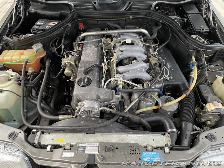 Mercedes-Benz 300 124 1990