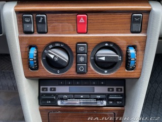 Mercedes-Benz 300 124 1990