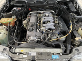 Mercedes-Benz 300 124 1990