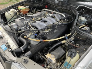 Mercedes-Benz 300 124 1990