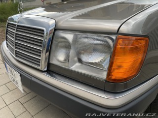 Mercedes-Benz 300 124 1990