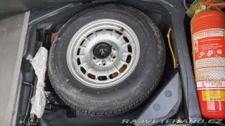 Mercedes-Benz 500 SEC 500 1983