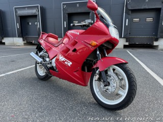 Honda VF VFR750F 1988
