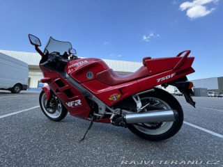 Honda VF VFR750F 1988