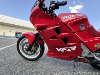Honda VF VFR750F 1988