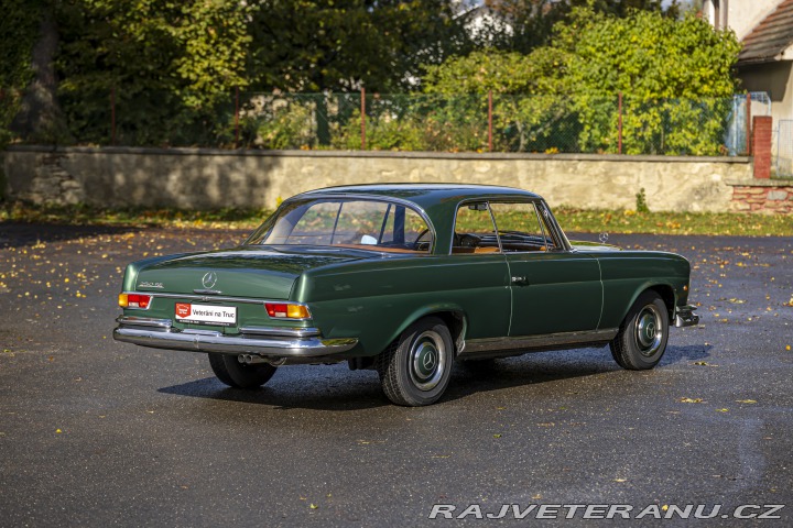 Mercedes-Benz 250 SE w111 1967
