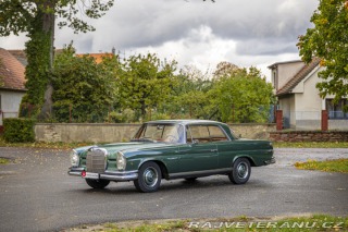 Mercedes-Benz 250 SE w111 1967