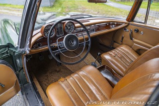 Mercedes-Benz 250 SE w111 1967