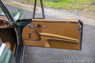 Mercedes-Benz 250 SE w111 1967
