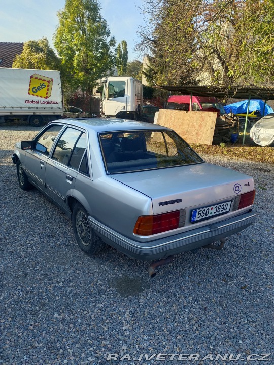 Opel Rekord 2,2i 1984