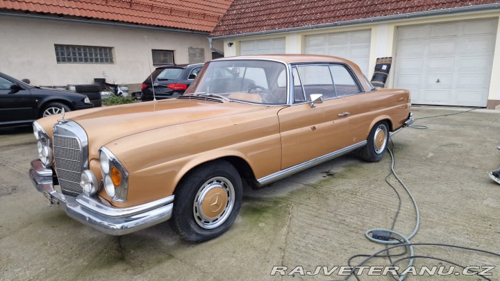Mercedes-Benz 220 W111 coupe 1963