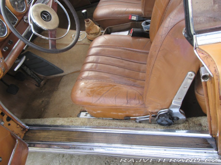 Mercedes-Benz 220 W111 coupe 1963