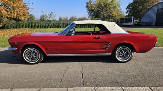 Ford Mustang Kabrio V8, po renovaci