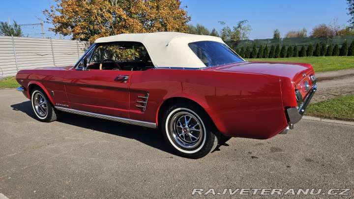 Ford Mustang Kabrio V8, po renovaci 1966