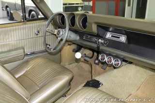 Oldsmobile Cutlass 455 V8, manuál 1968