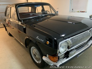 Volha GAZ-24 druhá série 1975
