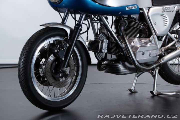 Ducati 900 SS DESMO 1977