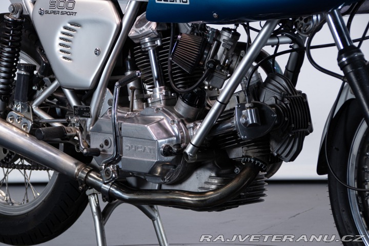 Ducati 900 SS DESMO 1977